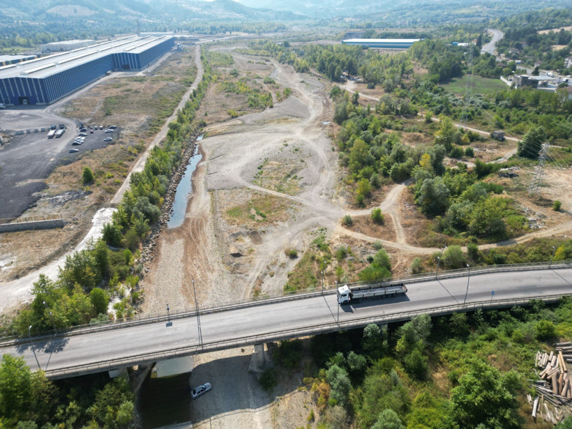 Su krizi derinleşiyor: Barajlar yarı yarıya boşaldı, ırmaklar kurudu - Resim : 8