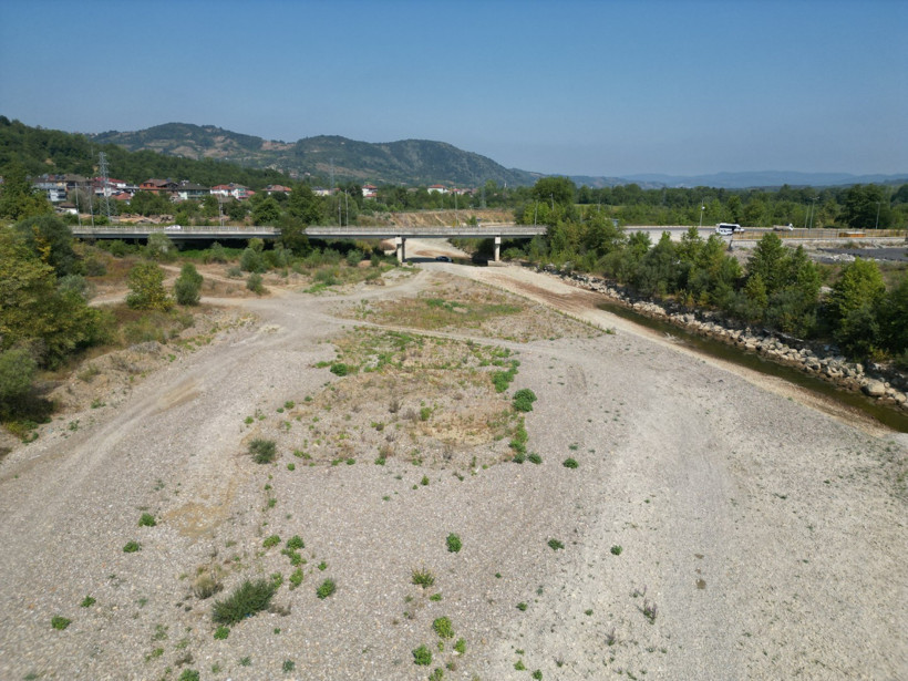 Su krizi derinleşiyor: Barajlar yarı yarıya boşaldı, ırmaklar kurudu - Resim : 9