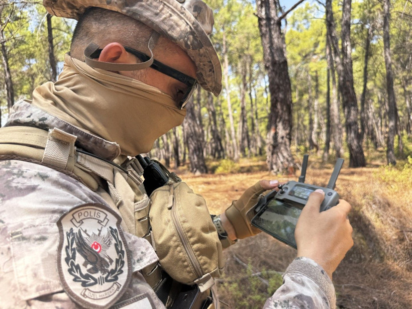 Özel Harekat'tan tam teçhizatlı orman devriyesi - Resim: 12