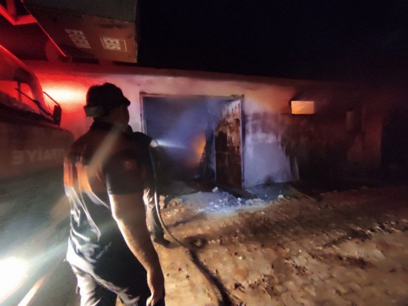 Çanakkale'de büyük yangın: Evler kül oldu - Resim: 26