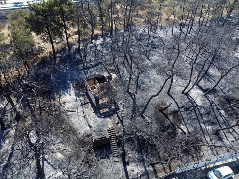 Çanakkale'de evler küle döndü: Yıkım dronla böyle görüntülendi - Resim: 3