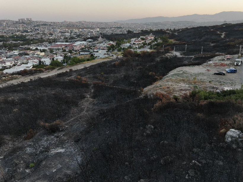 İzmir'deki yangından yürek yakan görüntüler - Resim: 2
