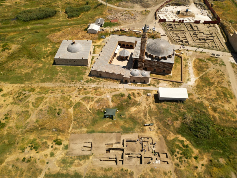 Eski Van Şehri'nde 1. Dünya Savaşı'ndan kalma hülle ve çok sayıda mermi kovanı bulundu - Resim : 1