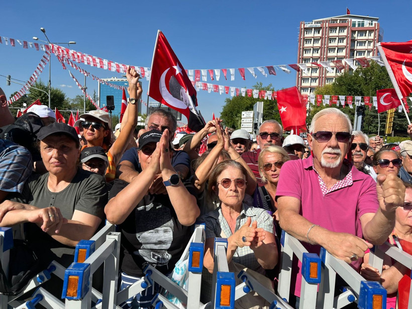 Ankara, CHP mitingine akıyor: Gençlere polis müdahalesi - Resim: 7