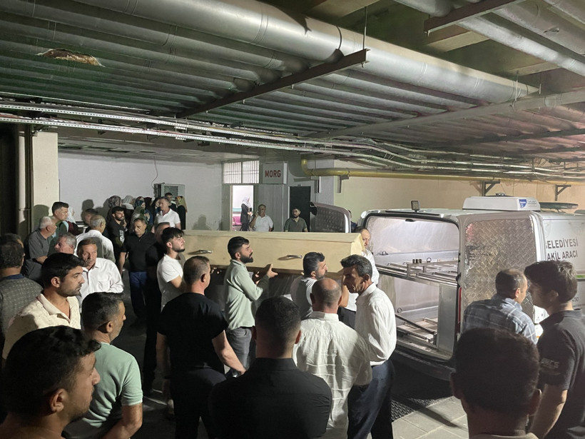 Seyir halindeki aracı taradılar: 4 ölü - Resim : 2