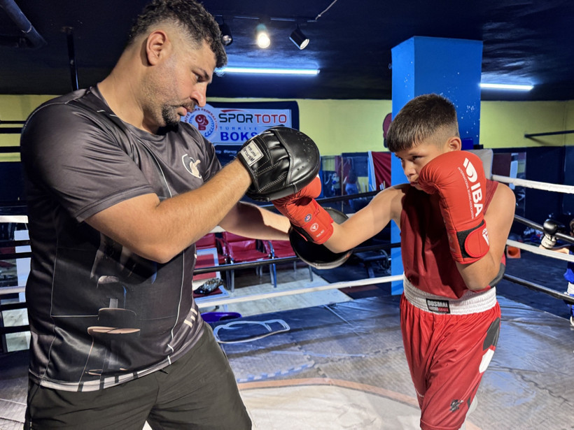 'Uslu dursun' diye boksa verdiler, şampiyon oldu: 'Ailem güvenmiyordu' - Resim : 3