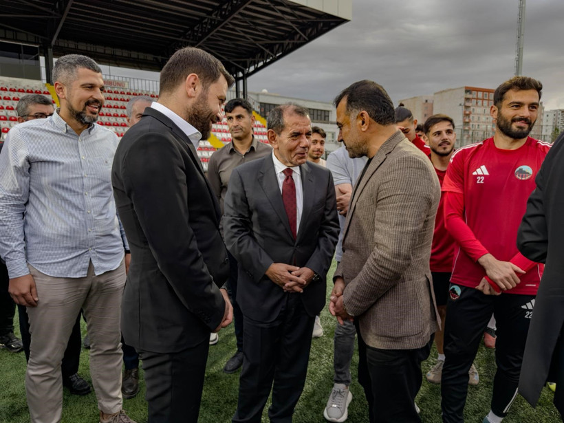 Dursun Özbek: "Nusaybin’de büyük bir Galatasaray sevgisi var" - Resim : 1