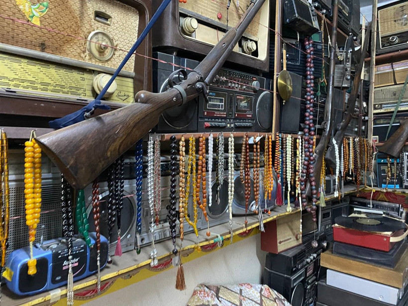 Kötü komşu hem traktör hem dükkan sahibi yaptı - Resim : 1