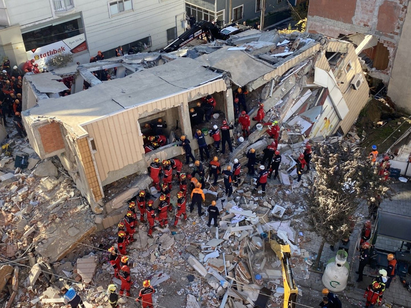Gebze'de çöken bina havadan görüntülendi - Resim: 10