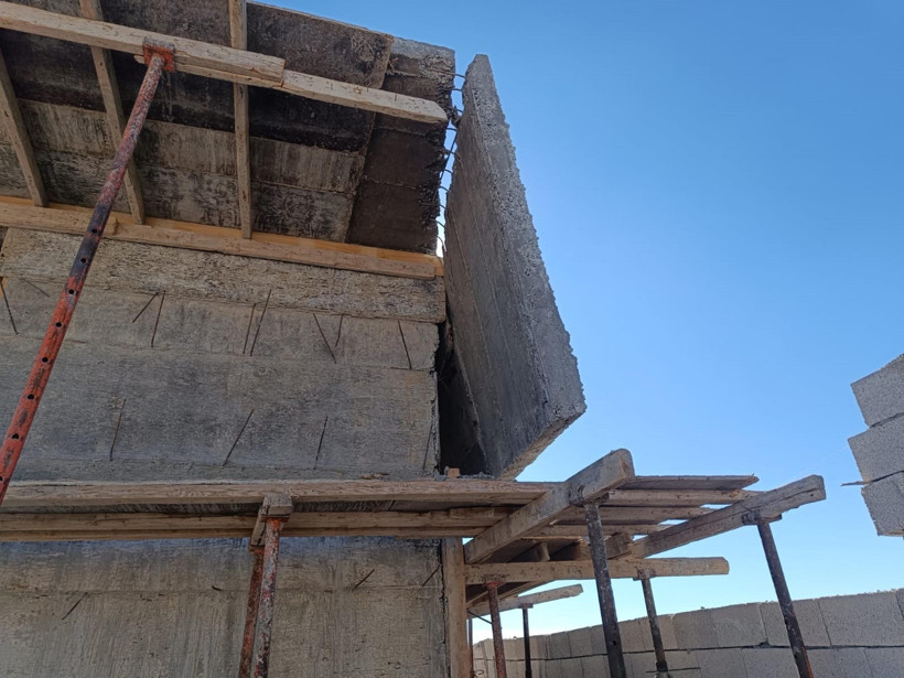 İnşaatta feci kaza: Amca öldü, yeğeni ağır yaralı - Resim : 1