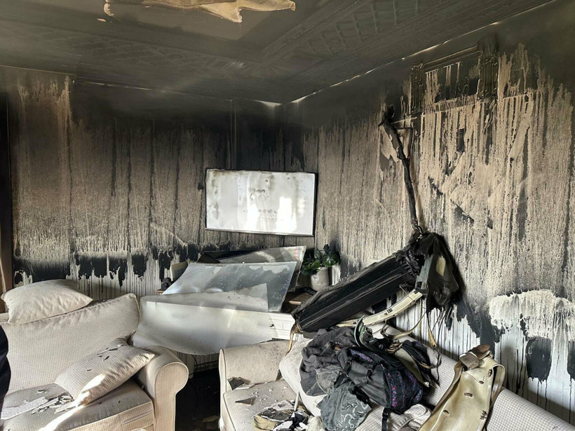 Evi yaktı, bıçakla saldırdı, jandarma vurdu - Resim : 1