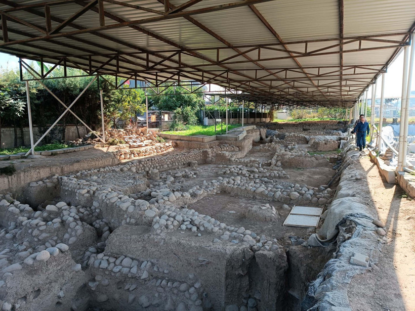 5 bin yıllık ‘gerdanlıklı kaplar’ gün yüzüne çıktı: Kadın kültü vurgusu - Resim : 1