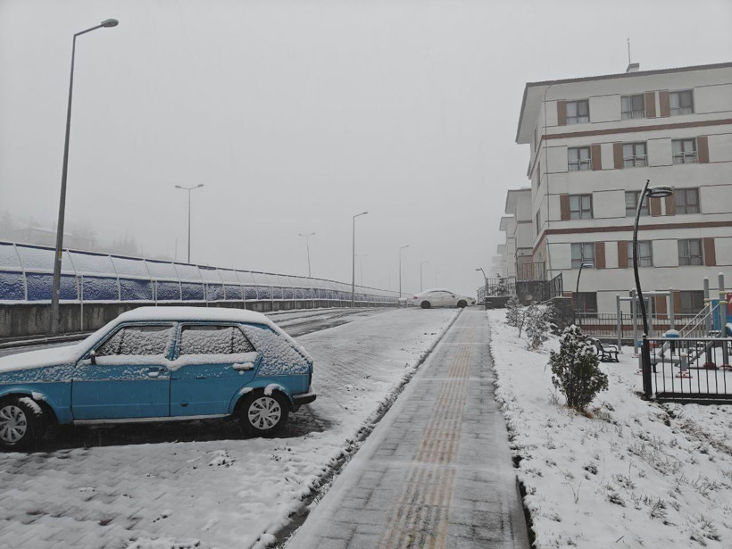 Kayseri’nin yüksek kesimlerine kar yağdı - Resim : 2