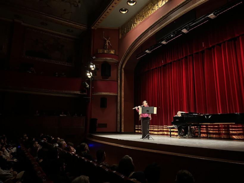 Devlet sanatçısı Şefika Kutluer, Süreyya Operası'nda konser verdi - Resim : 1