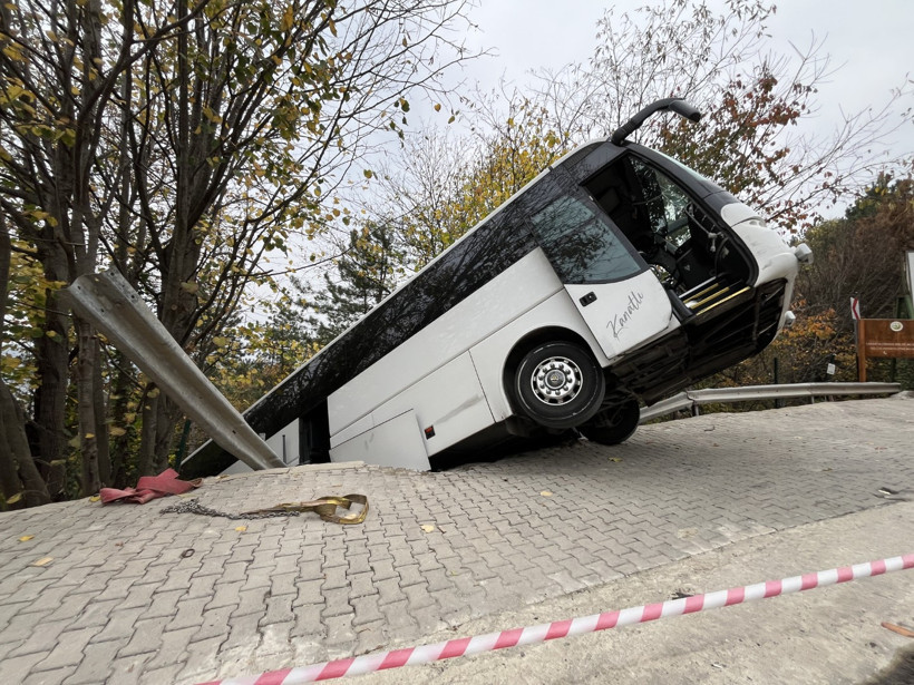 El freni çekilmişti, yine de hareket etti - Resim : 1