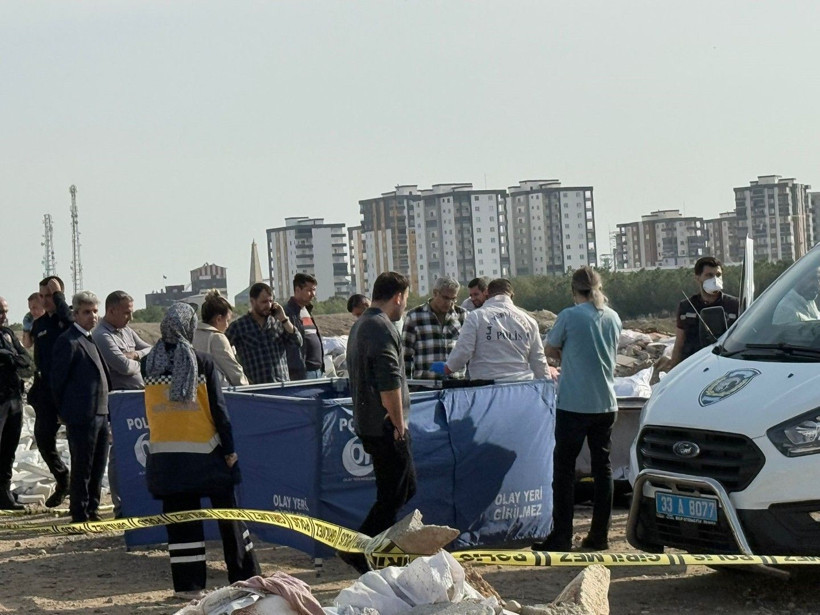 Çekyatın içinden ceset çıktı: Tuzlayıp halıya sarmışlar - Resim: 2
