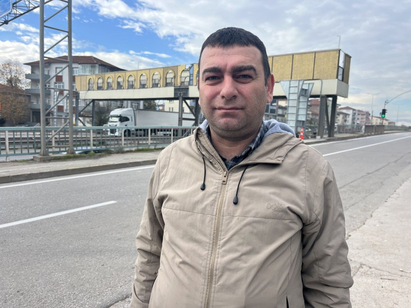 "Evim görünüyor" dedi, üst geçidi yıktırdı - Resim: 8