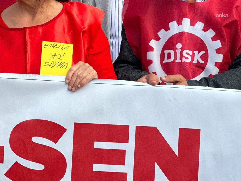 Emekliler 'Geçinemiyoruz' diyerek çadır kurdu: '80 yaşındayım, iş bulsam çalışırım' - Resim : 2