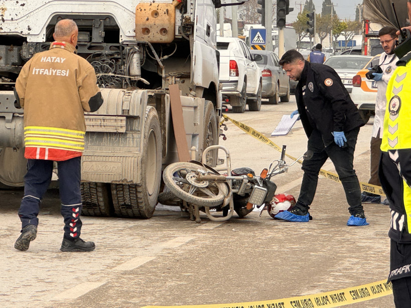 Motosikletteki anne ve bebeği can verdi - Resim : 1