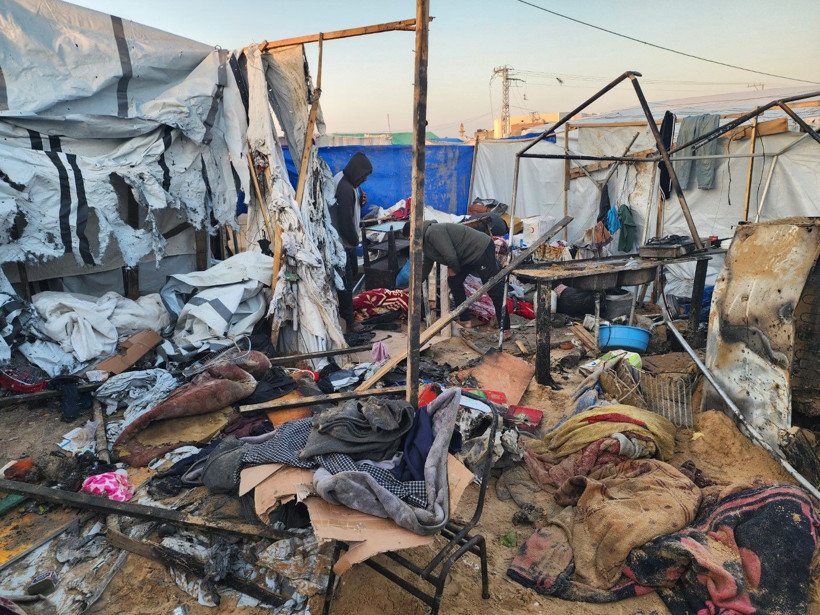 İsrail ateşkese rağmen çadır bombaladı: 2'si çocuk 5 ölü! - Resim: 4