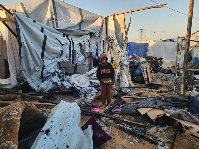 İsrail ateşkese rağmen çadır bombaladı: 2'si çocuk 5 ölü! - Resim: 5