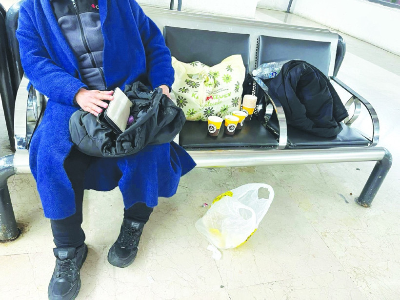 Geçim sıkıntısı vatandaşı sokağa düşürdü - Resim : 1