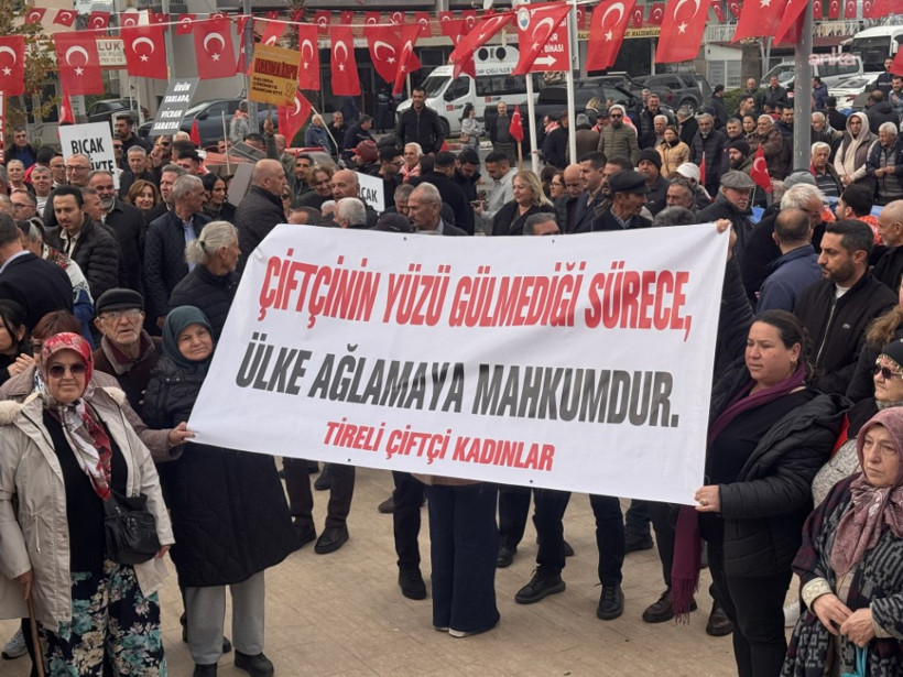 Mandalina üreticilerinden traktörlü konvoy: Çiftçi bitti - Resim : 3