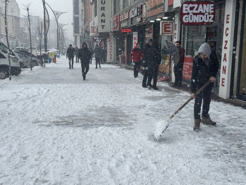 Beyaz örtü yurdu sardı - Resim: 7