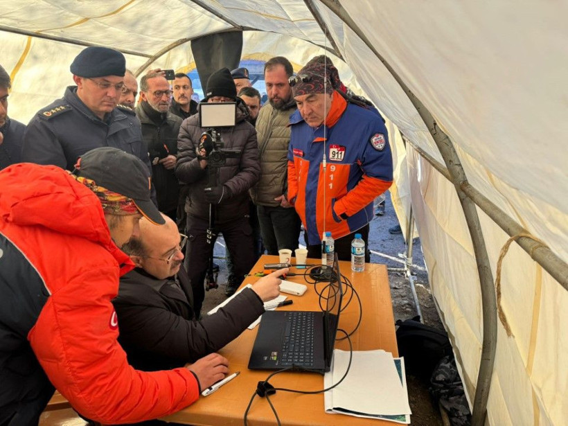 Elif Kumal’dan günlerdir haber alınamıyor: Yüzlerce kişi alarma geçti - Resim: 12