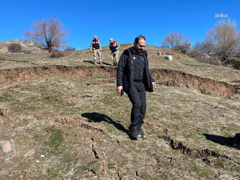 Bu köy 67 yıldır adım adım kayıyor - Resim: 2