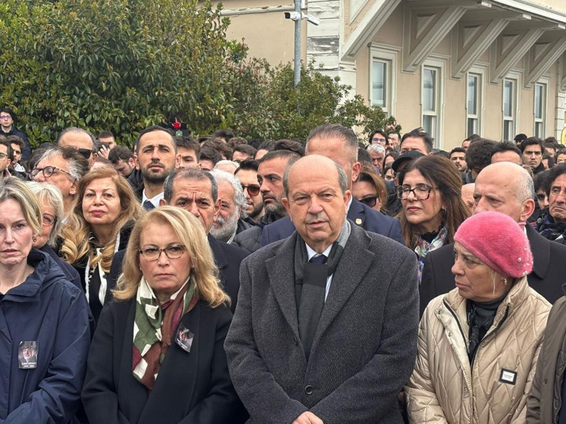 İlber Ortaylı son yolculuğuna uğurlandı - Resim : 3