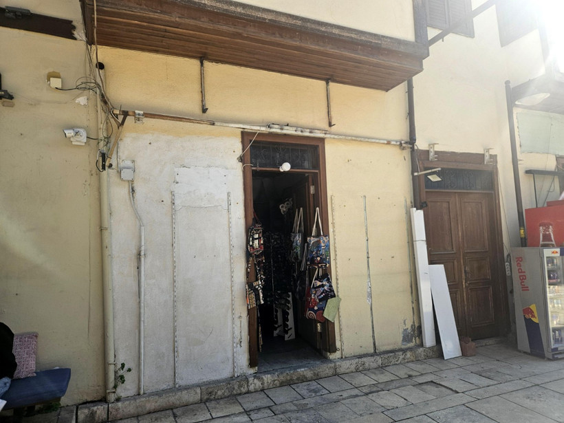 'Bereket Tanrısı' tartışması tabelaları kaldırttı - Resim : 1