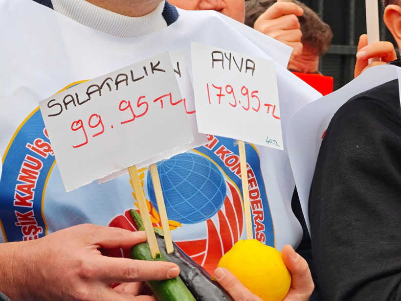 Memurlardan T&Uuml;İK'e enflasyon protestosu - Resim : 2