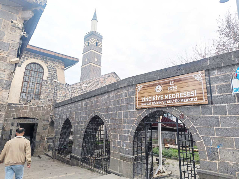 Lise &ouml;ğrencilerine medresede eğitim - Resim : 1