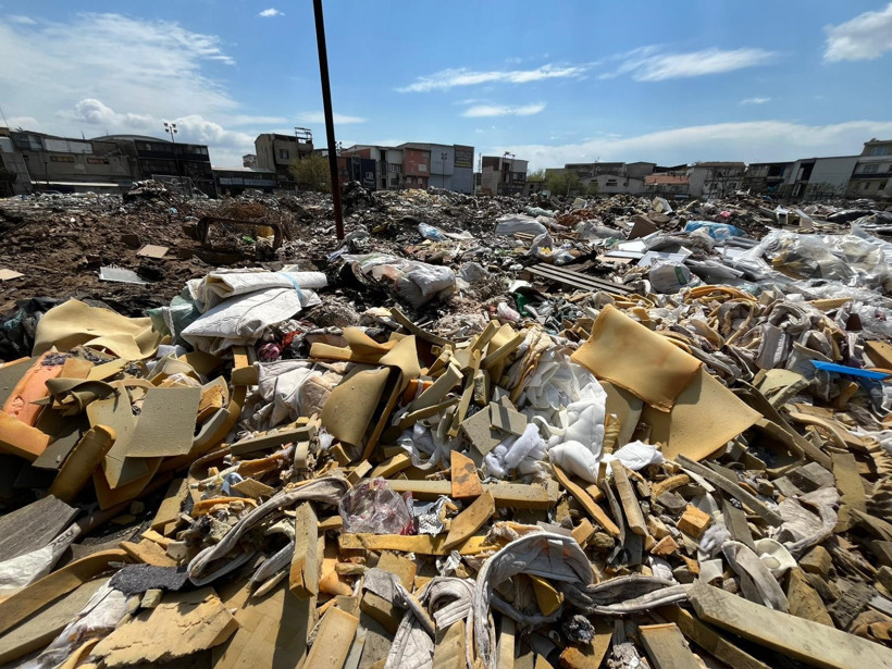 Buca &ccedil;&ouml;p yığını: Fareler geziyor - Resim : 2