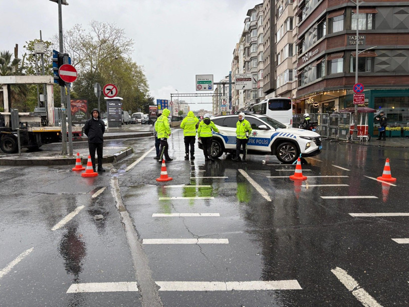 İstanbul'a 1 Mayıs ablukası: Taksim, Şişli, Kadıköy ve Okmeydanı'nda sert önlemler - Resim: 23