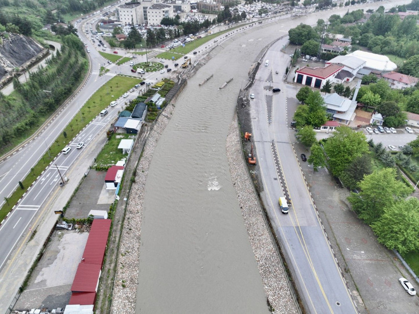 Bir şehir diken üstünde: Yeşilırmak yükseliyor - Resim: 6