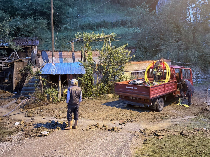 Birçok şehirde yağış, sel, dolu, hortum etkili oldu - Resim: 47