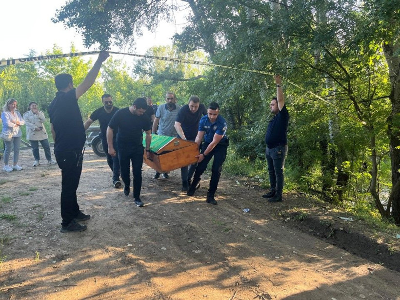 Tunca Nehri'nde 9 saat arayla 2 arkadaşın cansız bedeni bulundu - Resim: 8