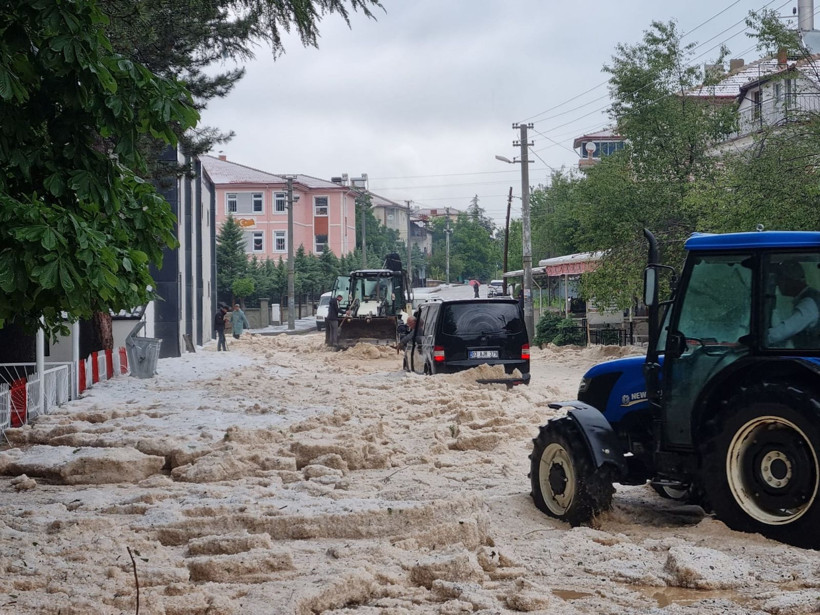 Birçok kenti yağış vurdu: Hayat durma noktasına geldi - Resim: 45