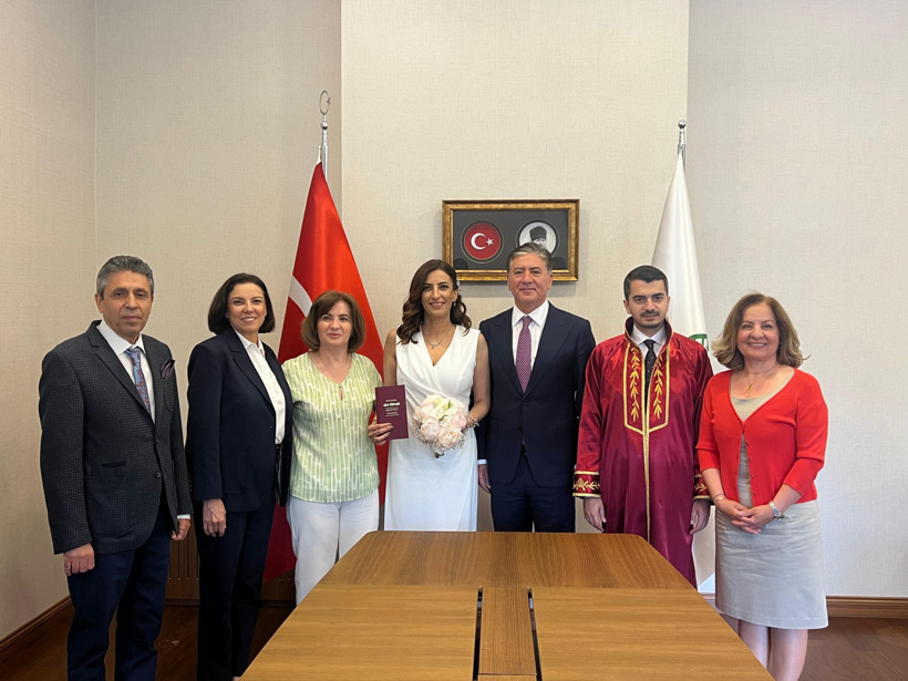 Meclis tarihinde bir ilk: İşte vekillerin nikah fotoğrafları - Resim : 1