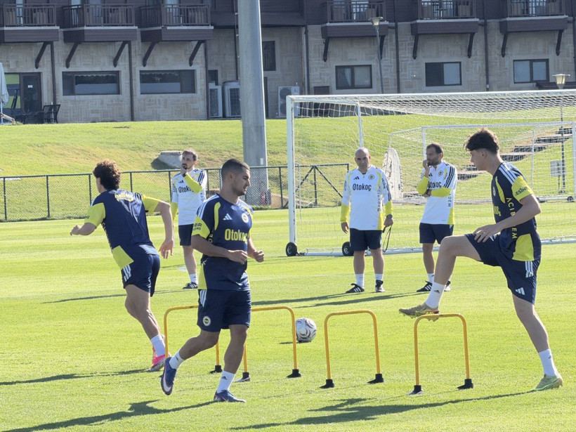 Fenerbahçe 20 bin taraftarıyla çalıştı: Yıldız isim sakatlandı - Resim: 2