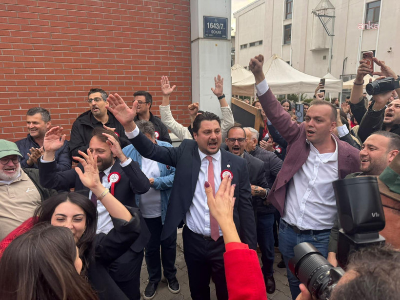 İzmir Barosu'nun yeni başkanı belli oldu - Resim : 1