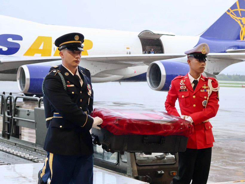 75 yıl sonra: Kore Savaşı'nda şehit düşen 4 askerin naaşı Türk yetkililere teslim edildi - Resim : 3