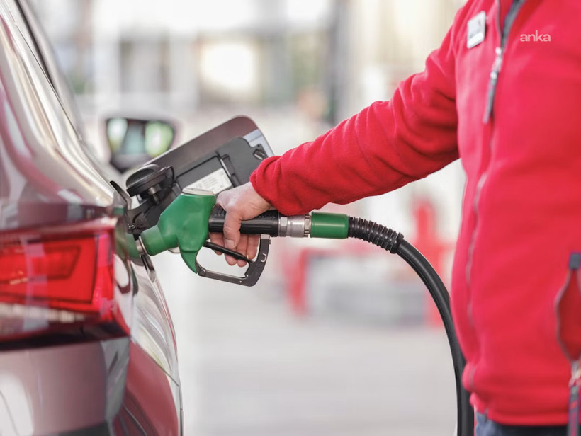 Benzine bu gece büyük zam geliyor. Motorin 100 TL'yi geçecek - Resim : 3