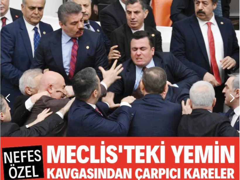 Politikanın pornografisi... - Resim : 1