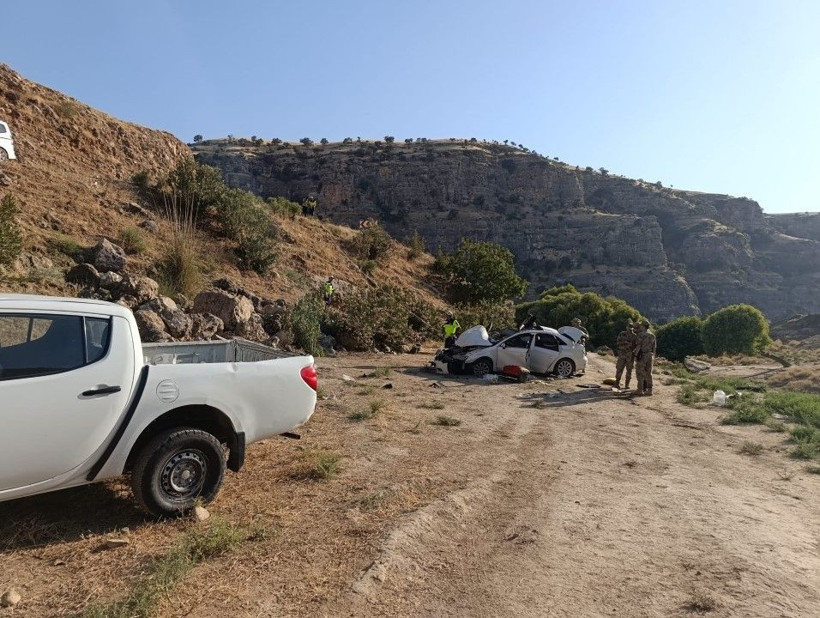 Şırnak'ta feci kaza: 2 ölü, 2 ağır yaralı - Resim: 2