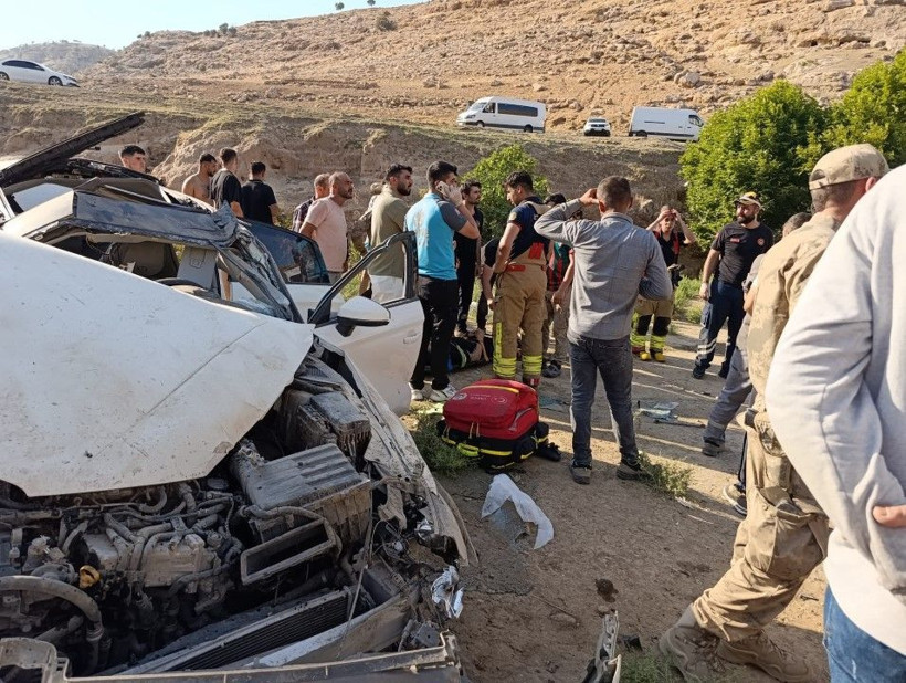 Şırnak'ta feci kaza: 2 ölü, 2 ağır yaralı - Resim: 1