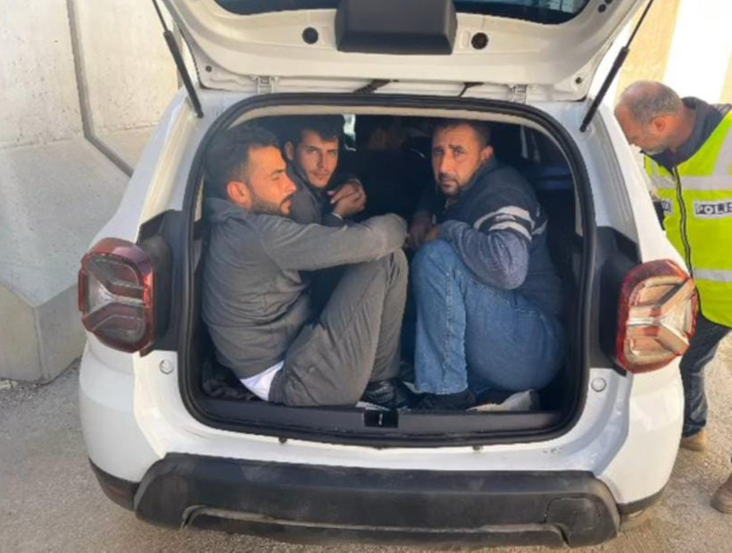 Bagajdan Afganlar çıktı - Resim : 1