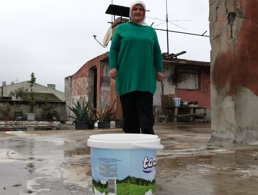 30 yıldır yağmur suyunu içiyor! Uzmanlar uyardı, o ise direniyor - Resim : 3